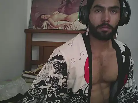 hideonbush051 online show from 12-02-25, 04:13