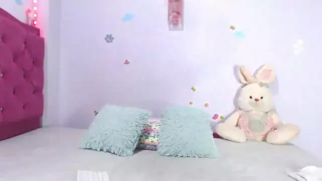 Madelyy  online show from 05-13-26, 12:08