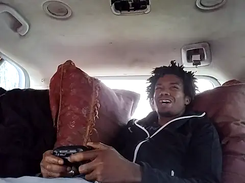 SlimeCrownzOut5 online show from 02-20-26, 07:25