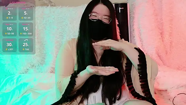 Kara-Nuna online show from 10-21-25, 01:39