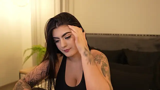 IrisBaker online show from 11-06-25, 09:15