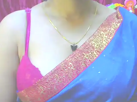 Snapshot of ishmita99 chatting on 12-22-24, 12:49 ishmita99 online show from 12-22-24, 12:49