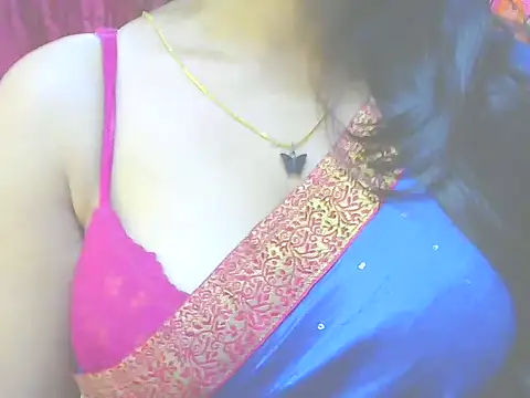 Snapshot of ishmita99 chatting on 12-22-24, 03:55 ishmita99 online show from 12-22-24, 03:55