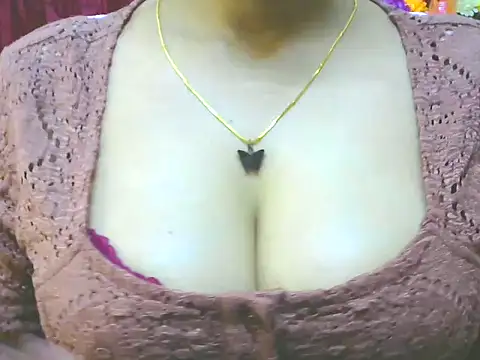 Snapshot of ishmita99 chatting on 02-01-25, 11:54 ishmita99 online show from 02-01-25, 11:54