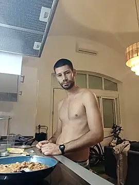 litleboy92 online show from 11-04-25, 12:32