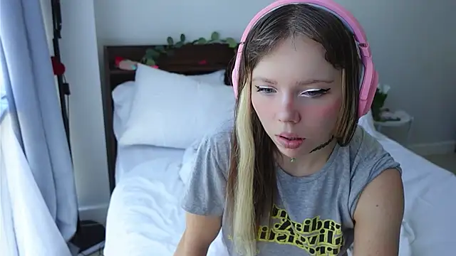 Ayra Lust online show from 03-17-25, 03:36