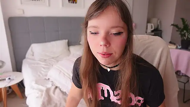 Ayra Lust online show from 01-18-26, 12:53