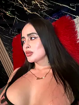 Snapshot of Alexandra_duque chatting on 10-01-25, 08:48 Alexandra duque online show from 10-01-25, 08:48