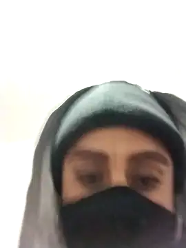 Snapshot of ycosonthegram chatting on 10-29-25, 09:33 ycosonthegram online show from 10-29-25, 09:33