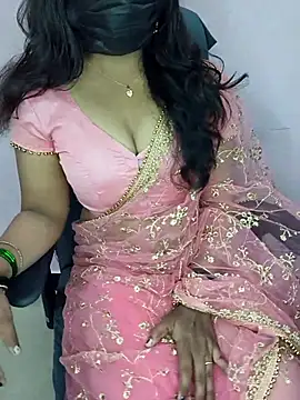 Snapshot of Tanvi-patil chatting on 03-10-25, 07:10 Tanvi-patil online show from 03-10-25, 07:10