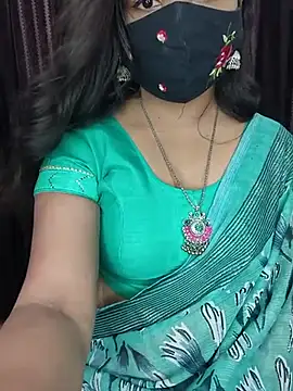 Snapshot of Tanvi-patil chatting on 03-22-25, 04:37 Tanvi-patil online show from 03-22-25, 04:37
