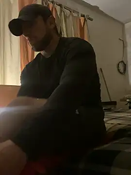 Snapshot of FumesClouds chatting on 01-06-25, 06:25 FumesClouds online show from 01-06-25, 06:25