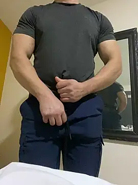 Snapshot of FumesClouds chatting on 01-07-25, 06:27 FumesClouds online show from 01-07-25, 06:27