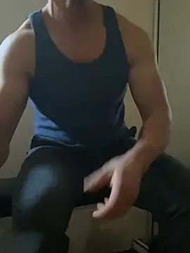 Snapshot of FumesClouds chatting on 01-27-25, 11:54 FumesClouds online show from 01-27-25, 11:54