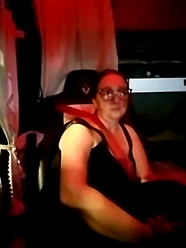 cuplubijoanna online show from 12-23-25, 04:21