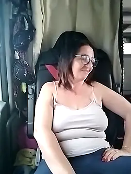 cuplubijoanna online show from 04-24-26, 06:43