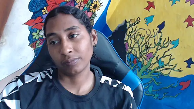 Snapshot of yohatinelly07 chatting on 09-27-25, 08:58 yohatinelly07 online show from 09-27-25, 08:58