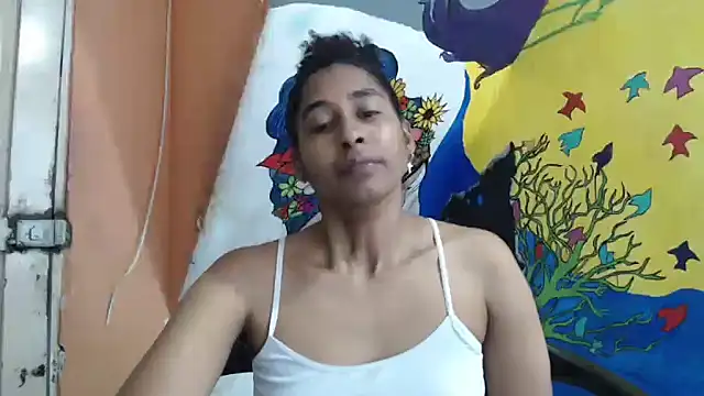 Snapshot of yohatinelly07 chatting on 02-05-26, 08:13 yohatinelly07 online show from 02-05-26, 08:13