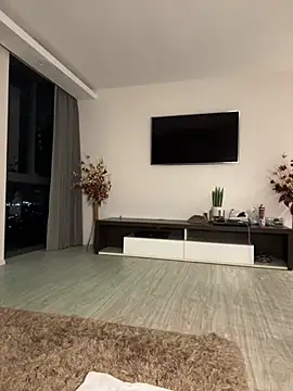 JuicyFruits93 online show from 02-26-25, 02:46