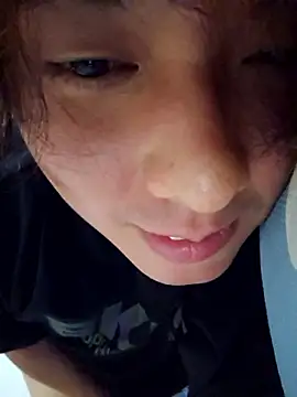 Snapshot of MANNZAAo06 chatting on 10-15-25, 01:39 MANNZAAo06 online show from 10-15-25, 01:39