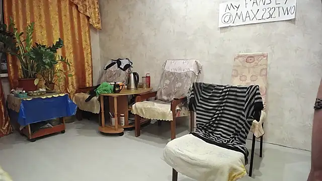 Snapshot of Max_2322 chatting on 01-22-25, 09:54 Max 2322 online show from 01-22-25, 09:54