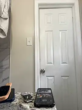 1BeautyN1Beast online show from 12-13-24, 05:21