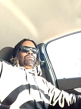 1BeautyN1Beast online show from 02-24-25, 09:41