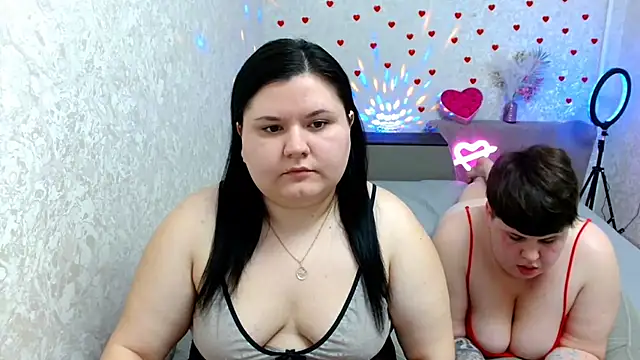 BeckyAndHellen online show from 02-18-25, 07:52