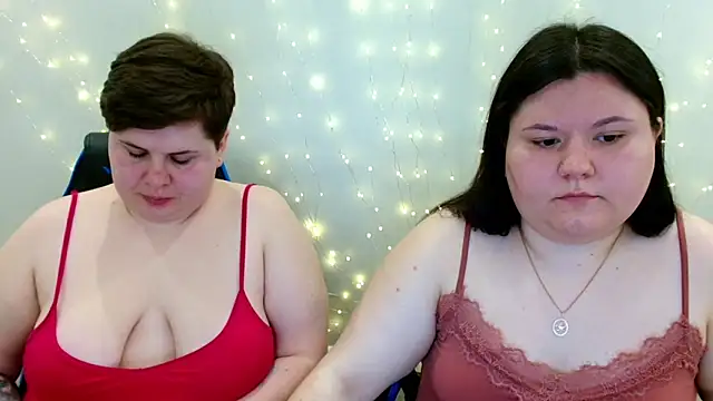 BeckyAndHellen online show from 03-24-26, 01:38
