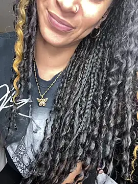 Shuggabutt online show from 02-15-26, 09:22