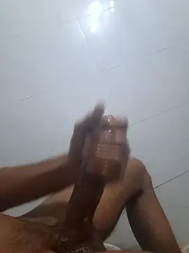 Snapshot of _BrownBoy_69_ chatting on 01-10-26, 05:26 BrownBoy 69 online show from 01-10-26, 05:26