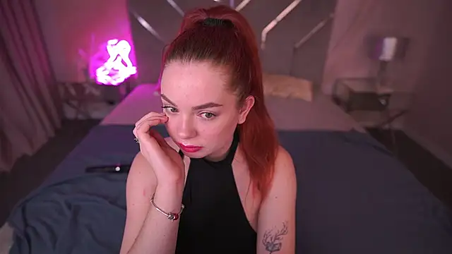 Snapshot of CarolinaDia chatting on 01-23-25, 04:41 CarolinaDia online show from 01-23-25, 04:41