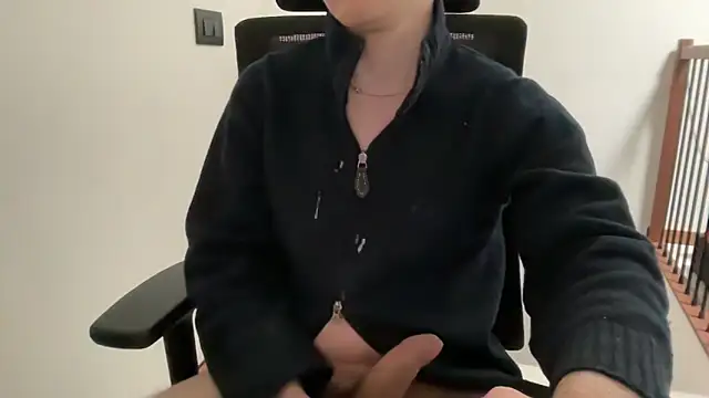 Snapshot of marguiabc chatting on 02-18-25, 11:22 marguiabc online show from 02-18-25, 11:22