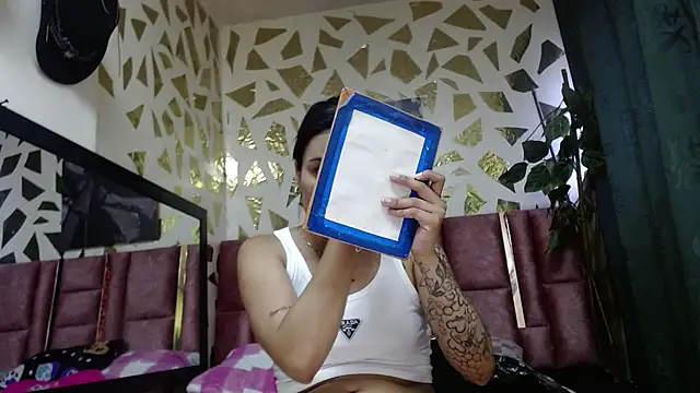 Yaumiko online show from 10-07-25, 11:40