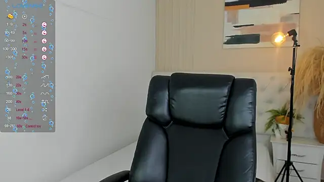 LOISE-XX online show from 07-11-26, 08:39