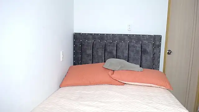 Megan mancini online show from 12-22-25, 12:40