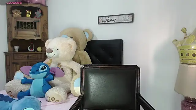 Snapshot of alexia_87 chatting on 02-19-26, 08:27 alexia 87 online show from 02-19-26, 08:27