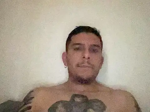 Snapshot of Molly1993rrrrrrrf chatting on 10-16-25, 11:06 Molly1993rrrrrrrf online show from 10-16-25, 11:06