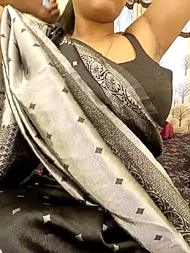 Divya girl online show from 11-20-25, 05:29