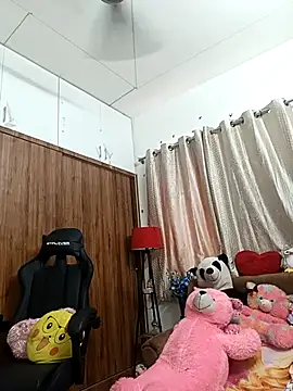 Divya girl online show from 08-04-26, 03:10