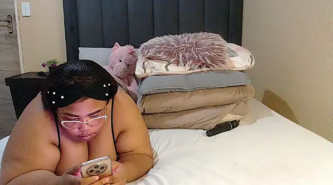 Snapshot of XXSEXYBBW94 chatting on 02-16-25, 05:15 XXSEXYBBW94 online show from 02-16-25, 05:15
