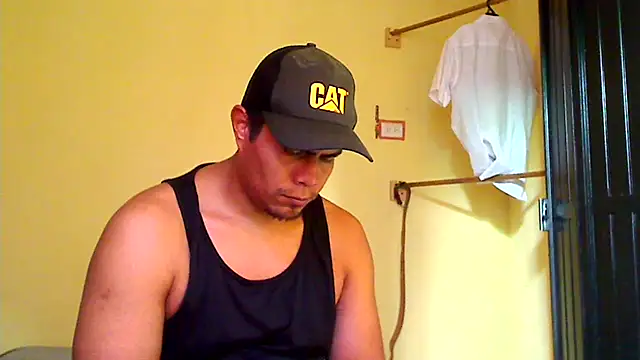 Snapshot of lozter345 chatting on 09-13-25, 04:29 lozter345 online show from 09-13-25, 04:29