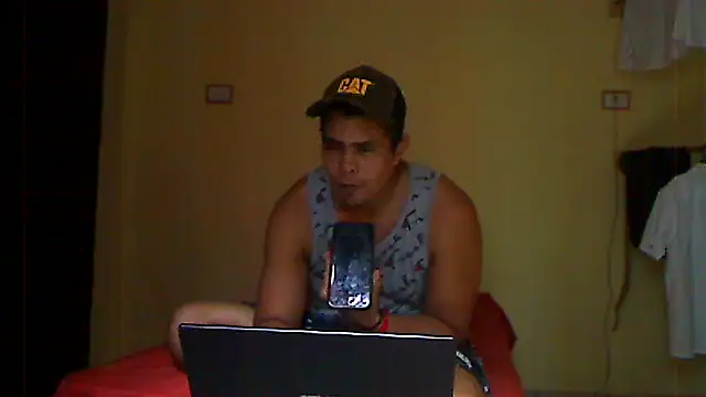 Snapshot of lozter345 chatting on 09-14-25, 11:59 lozter345 online show from 09-14-25, 11:59