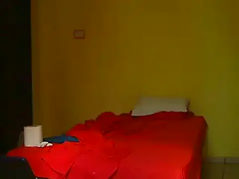 Snapshot of lozter345 chatting on 09-24-25, 05:16 lozter345 online show from 09-24-25, 05:16