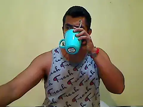 Snapshot of lozter345 chatting on 11-13-25, 02:32 lozter345 online show from 11-13-25, 02:32