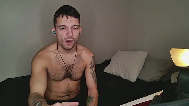 Snapshot of JackDesFeux chatting on 01-09-25, 11:45 JackDesFeux online show from 01-09-25, 11:45