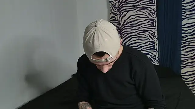 JackDesFeux online show from 05-17-26, 03:59