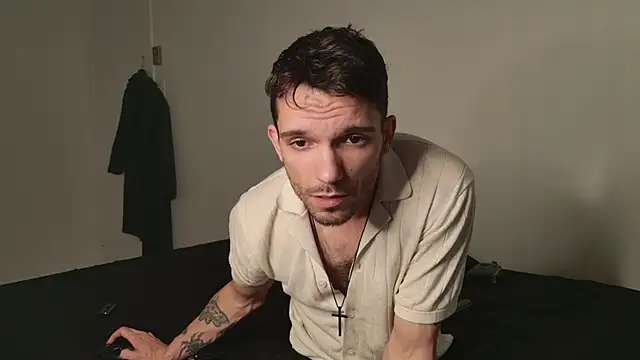 JackDesFeux online show from 06-20-26, 05:32