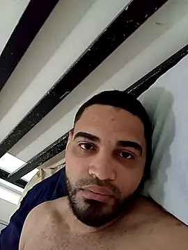 Snapshot of luismanuel_1998 chatting on 12-04-25, 11:41 luismanuel 1998 online show from 12-04-25, 11:41