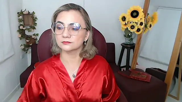 Snapshot of ana_milf chatting on 05-30-26, 02:14 ana milf online show from 05-30-26, 02:14